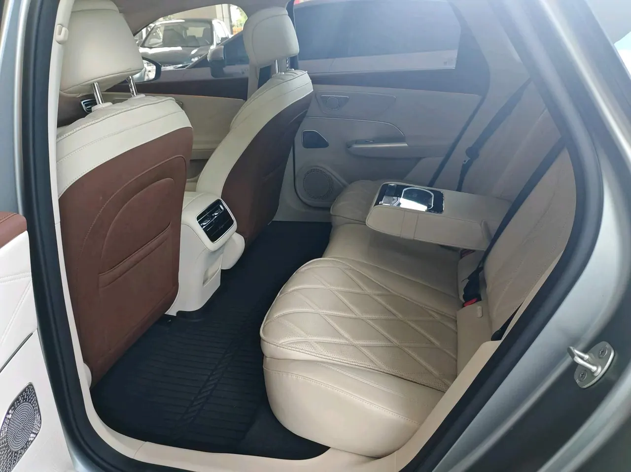 Chery 2025 Fengyun A9L 1.5T 260 Long Endurance Premium Edition Automatic Gear 5
