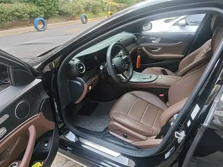 Mercedes Benz E-Class 2021 to E 300 L Sports Fashion 12