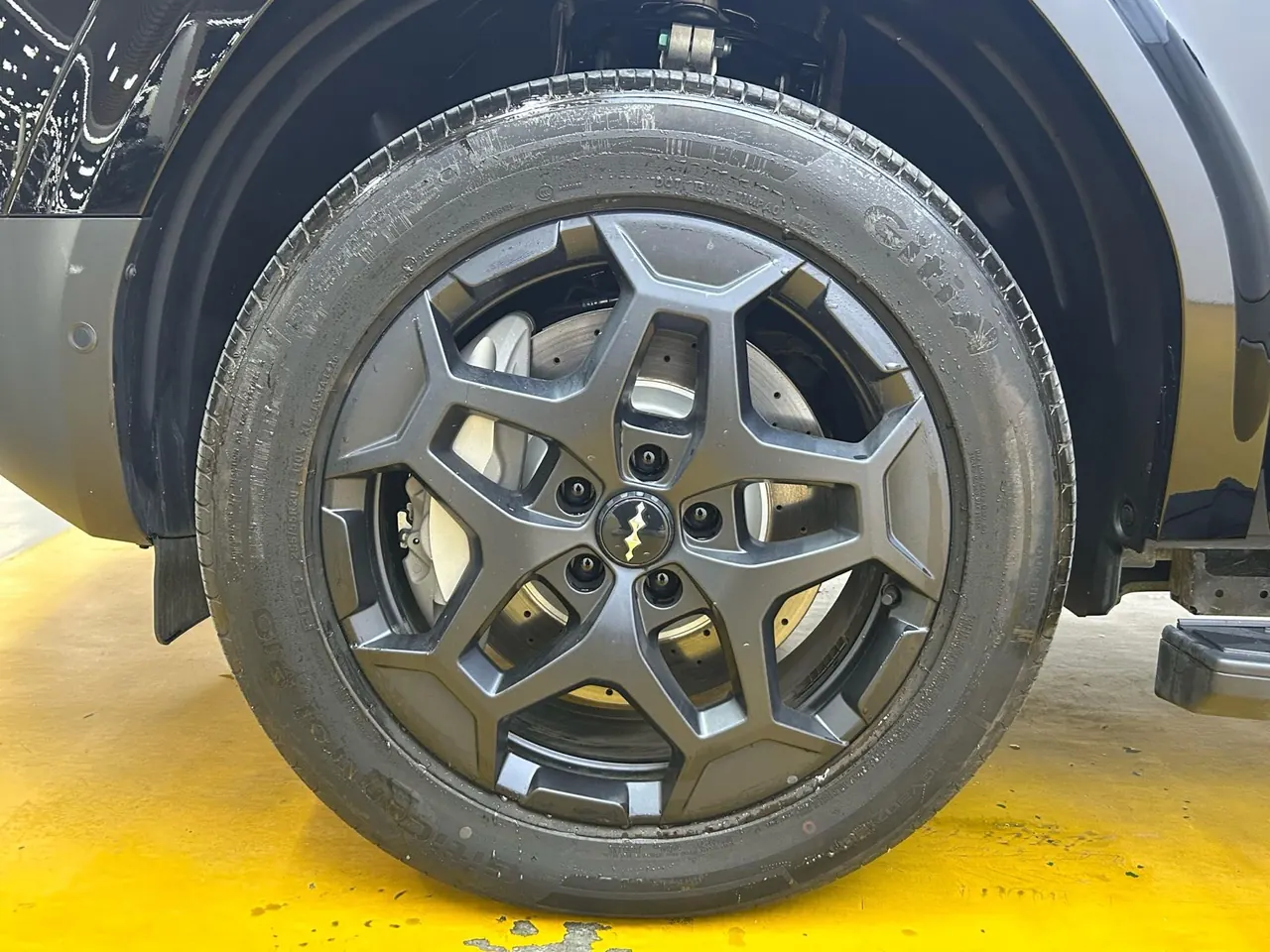 FangChengBao 2025 titanium 7 1.5T stepless 190KM four-wheel drive Ultra version of automatic gear 10