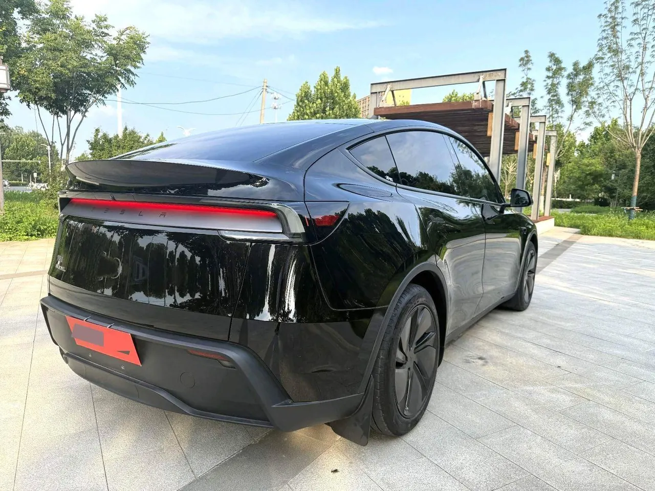 Tesla 2025 Model Y rear-wheel drive version automatic transmission 7
