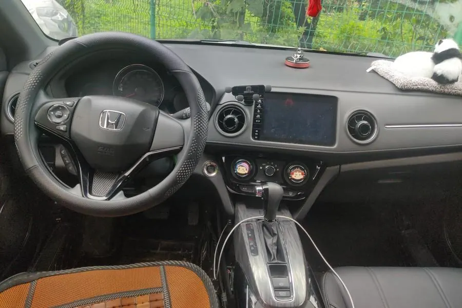 Honda 2021 XR-V 1.5 Stepless Deluxe Edition Automatic Gear 6