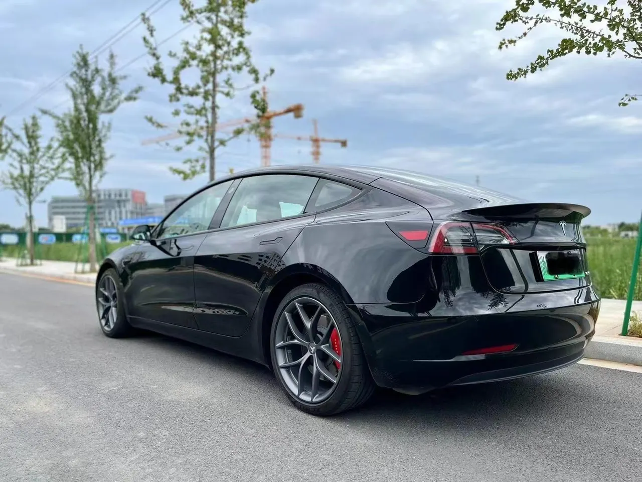 Tesla 2021 Model 3 Performance high-performance all-wheel drive automatic transmission 3