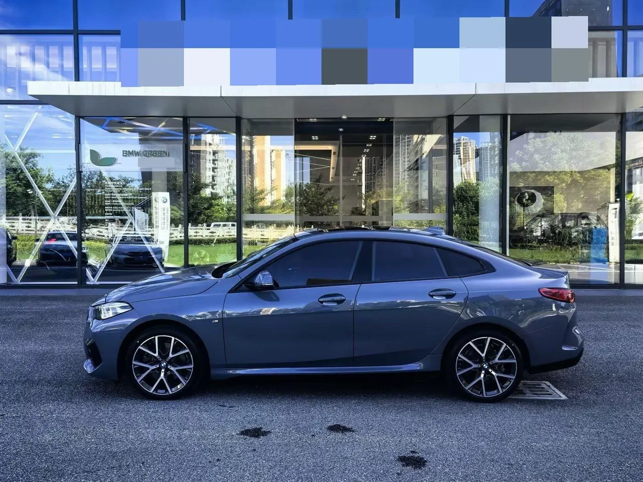 BMW 2 Series (Imported) 2021 225i Four-Door Coupe 2.0T M Sports Obsidian Night Suit Automatic Gear 4