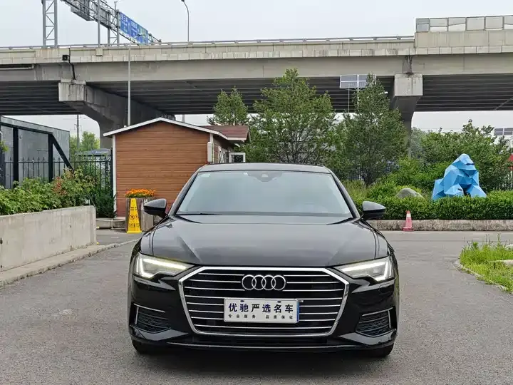 Audi A6L 2021 45 TFSI Selected Elegant Type 2
