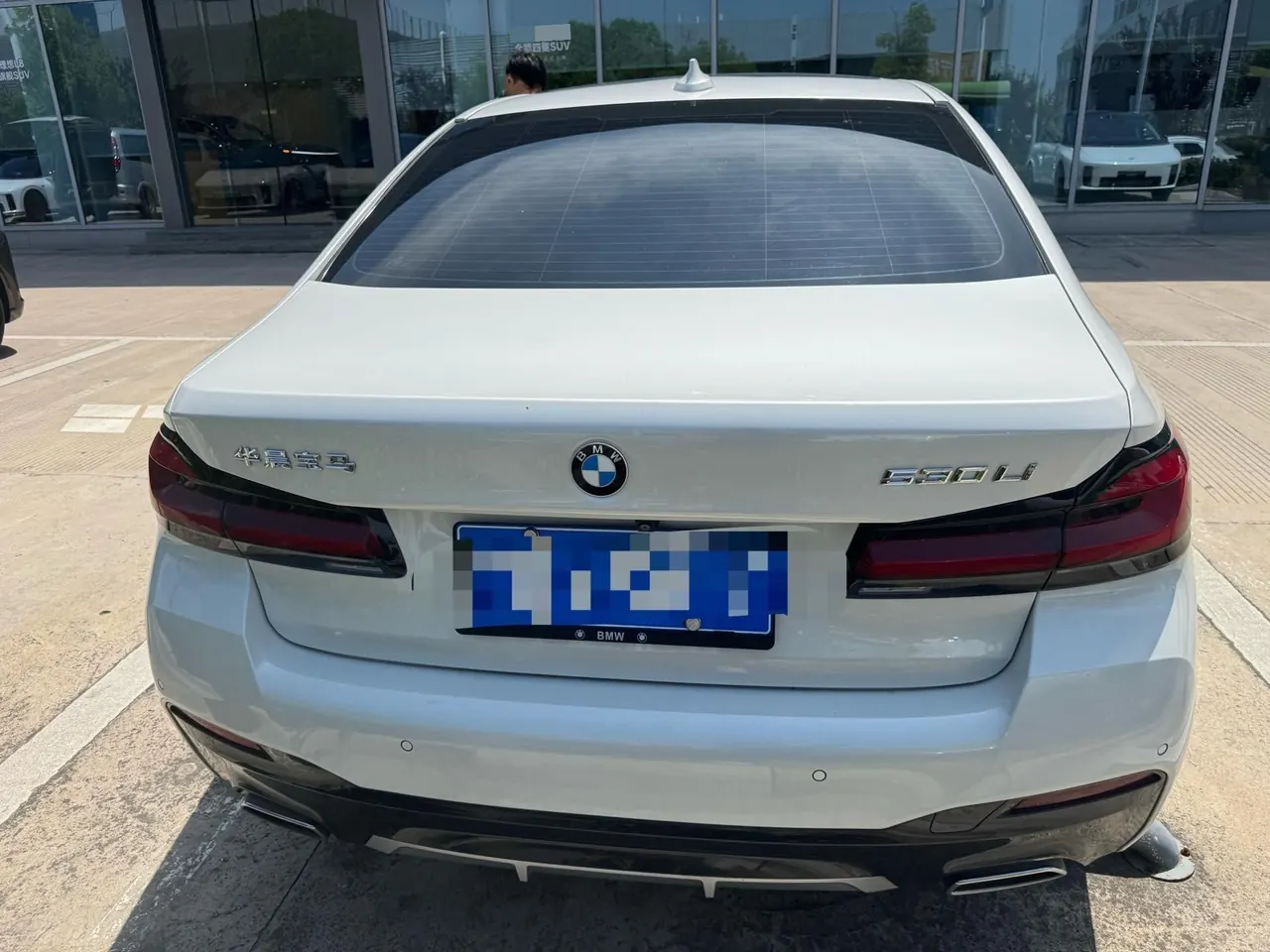 BMW 5 Series 2021 530Li 2.0T Leading M Sports Suit Automatic Gear 3