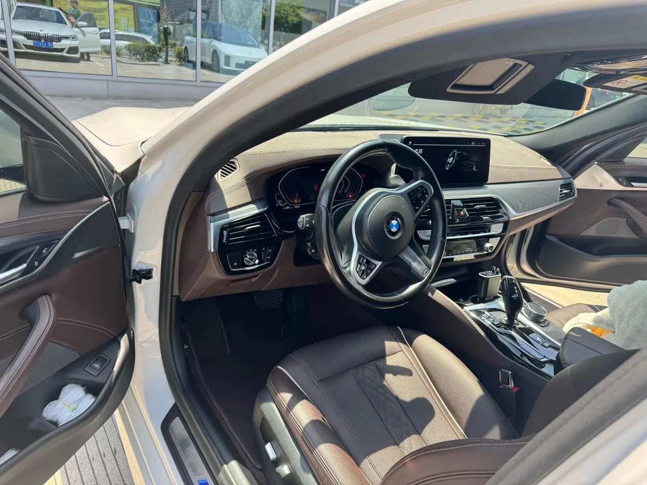 BMW 5 Series 2021 530Li 2.0T Leading M Sports Suit Automatic Gear 7