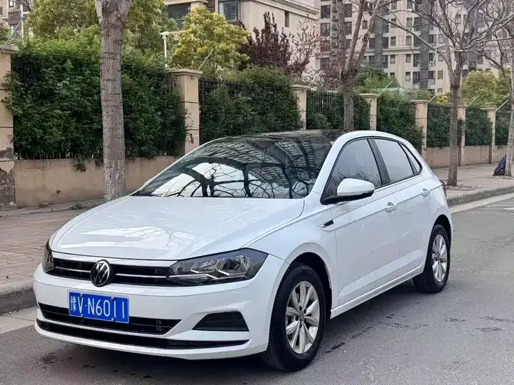 Открыть галерею: Polo 2023 Plus 1.5L Auto Colorful Technology Edition