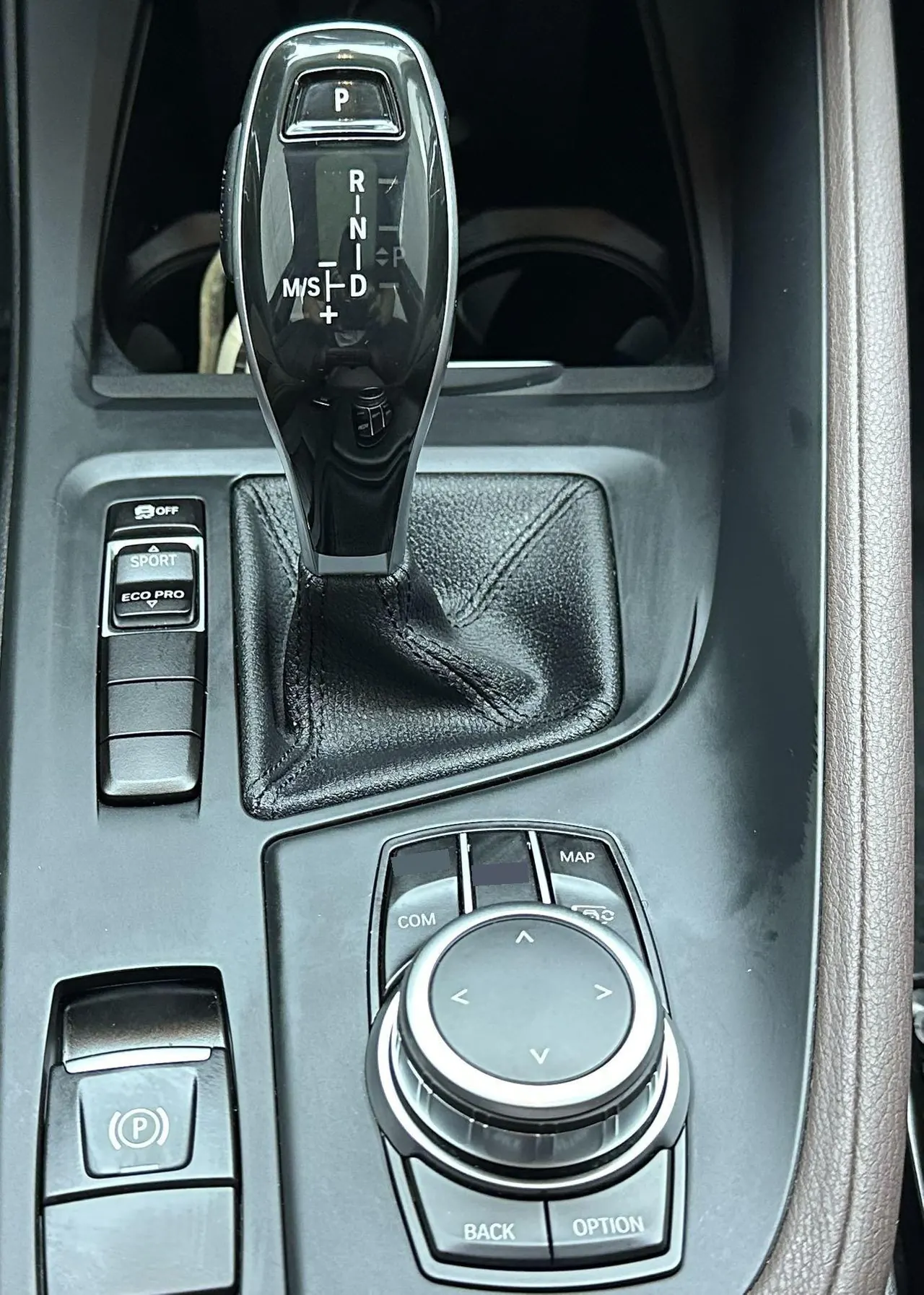 BMW 2022 X1 sDrive20Li 1.5T fashion automatic gear 12