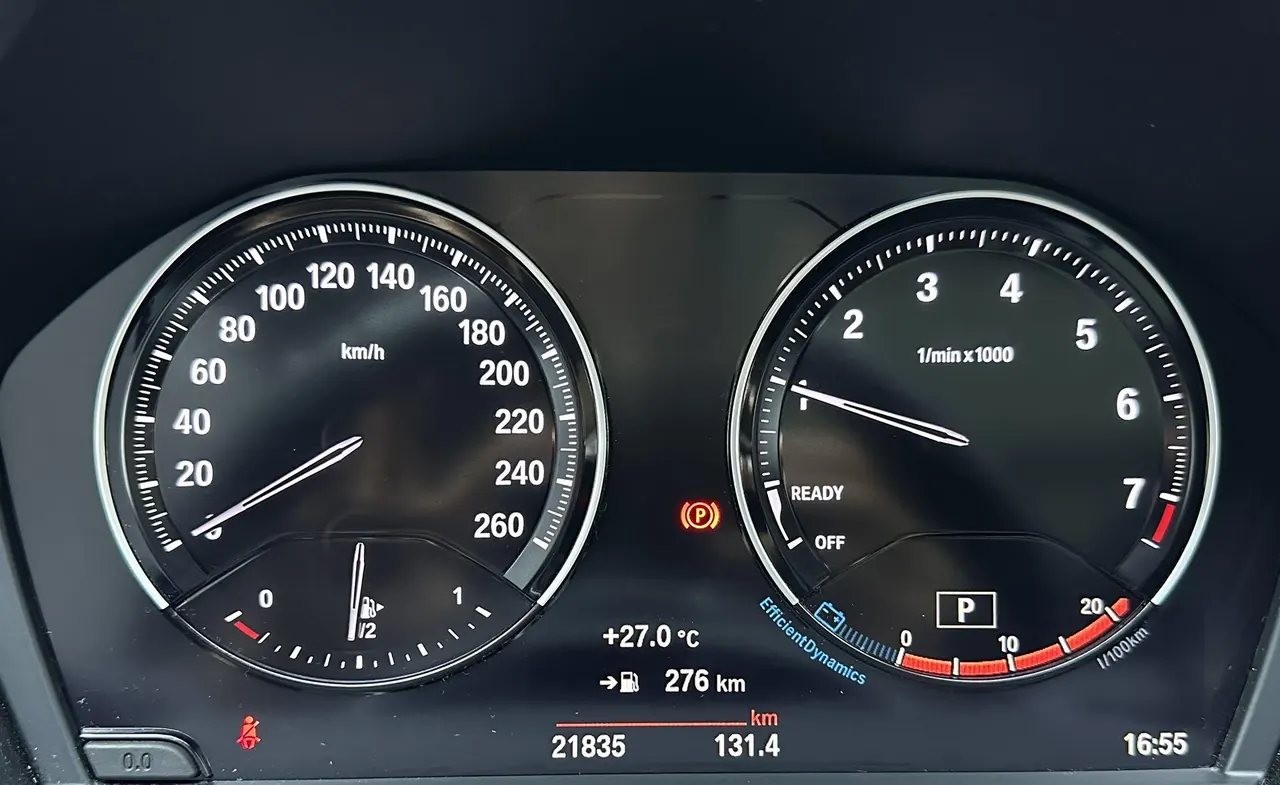 BMW 2022 X1 sDrive20Li 1.5T fashion automatic gear 18