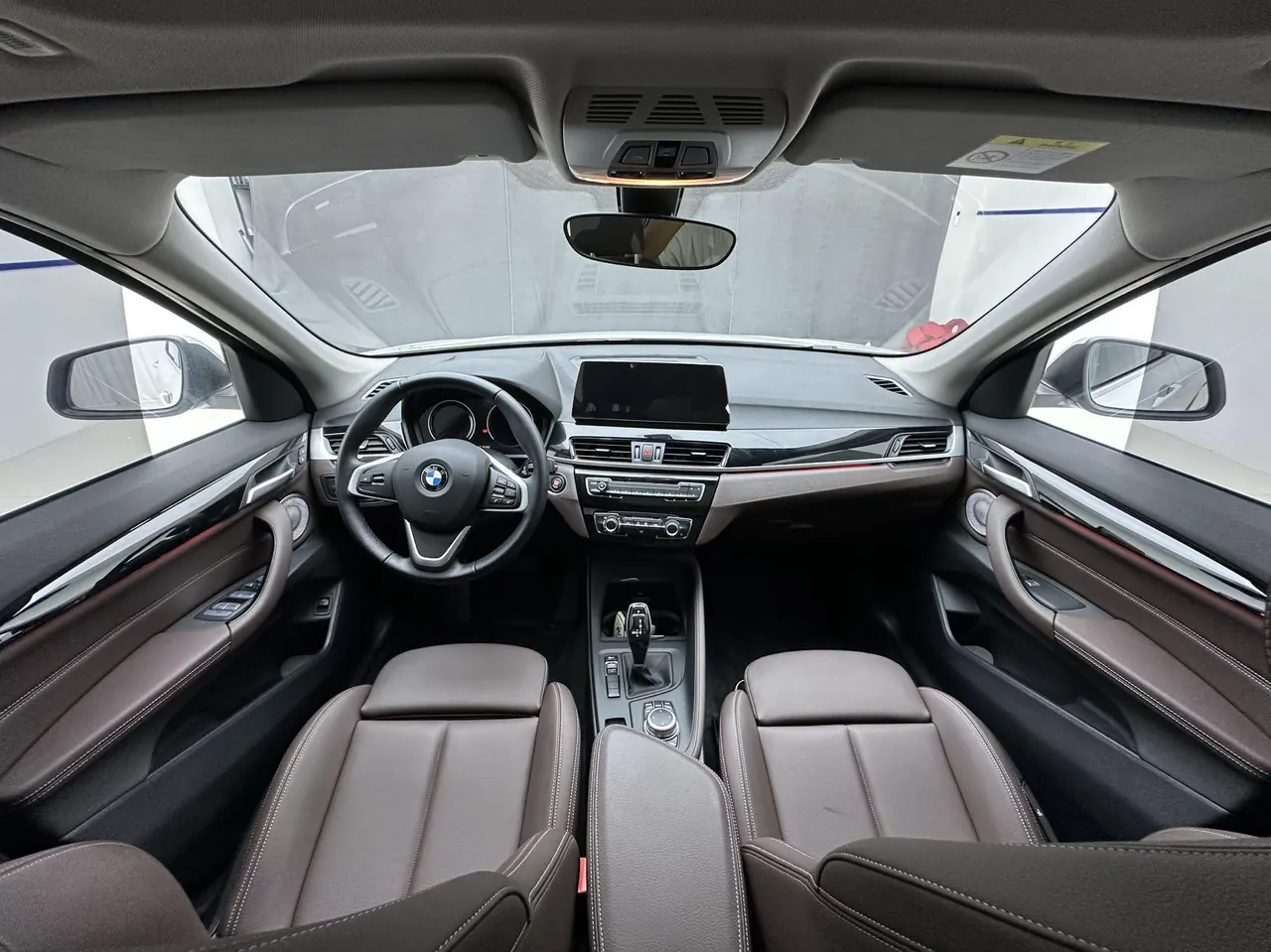 BMW 2022 X1 sDrive20Li 1.5T fashion automatic gear 9