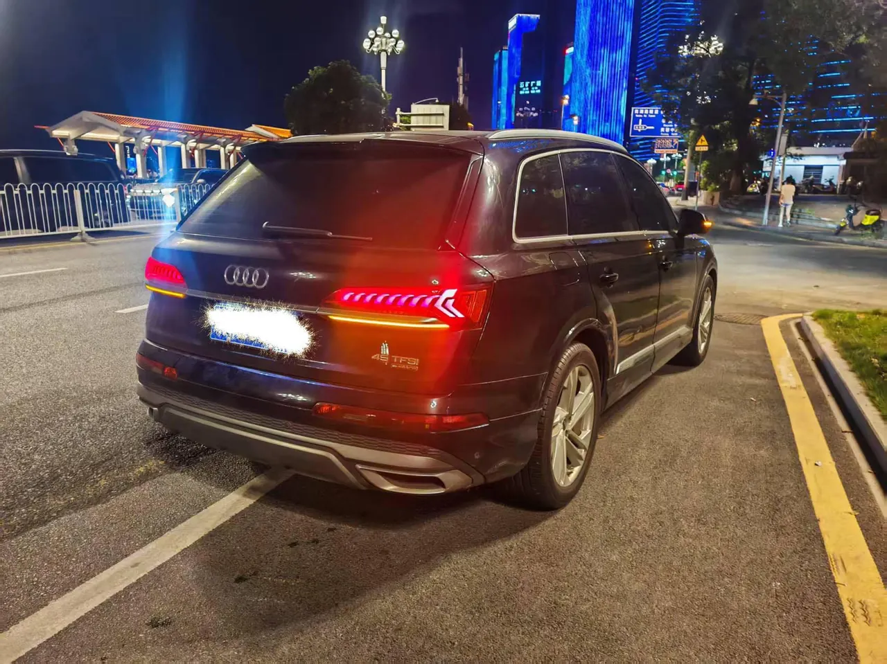Audi Q7 (Imported) 2021 Q7 2.0TFSI 45TFSI Quattro S line Sports Automatic 5