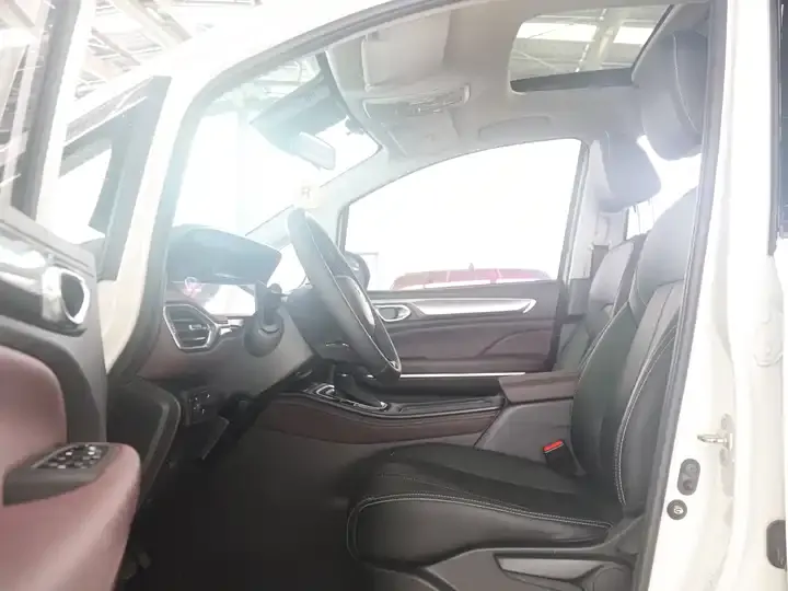 Chuanqi M6 2021 270T DCT Deluxe Edition (7 seats) 8