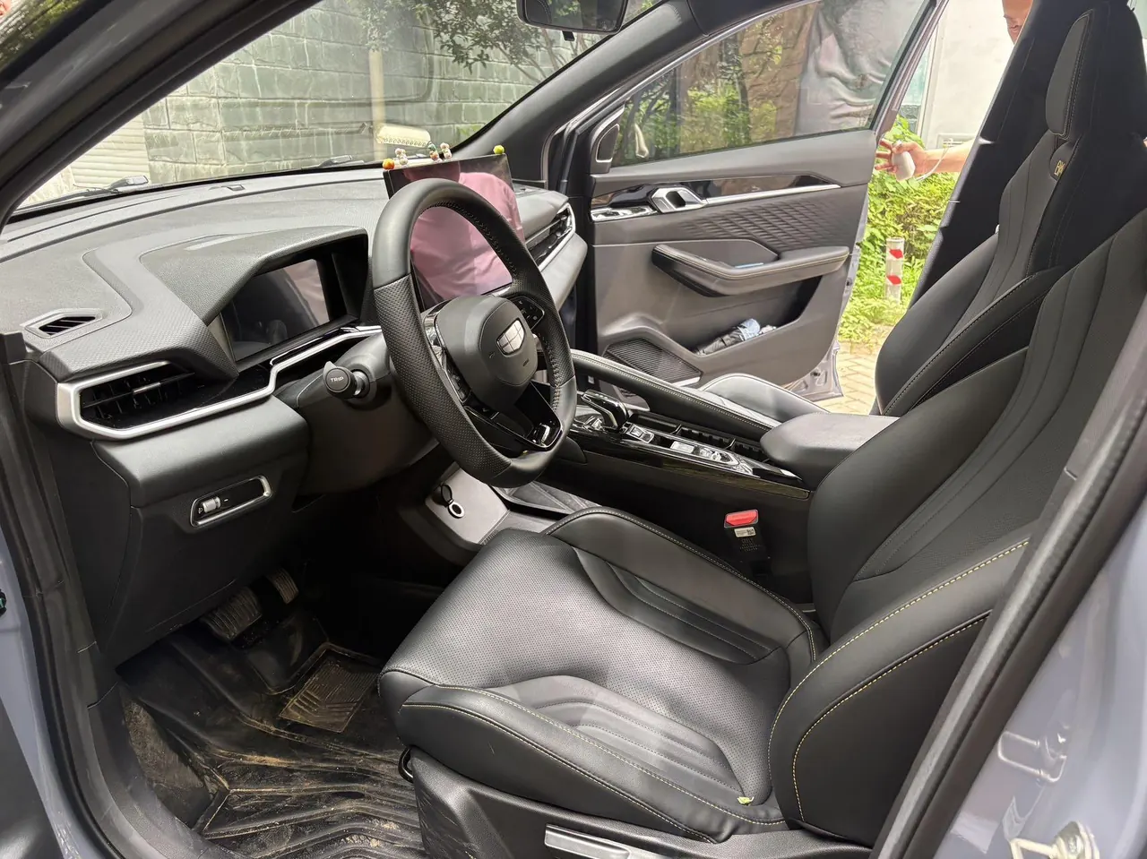 Geely 2025 Binyue L 1.5TD Exceed Edition Automatic Gear 2