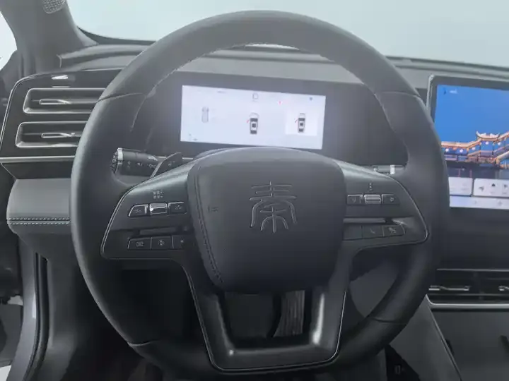 2025 Qin L DM-i Intelligent Driving Version 120KM Leading Model 11
