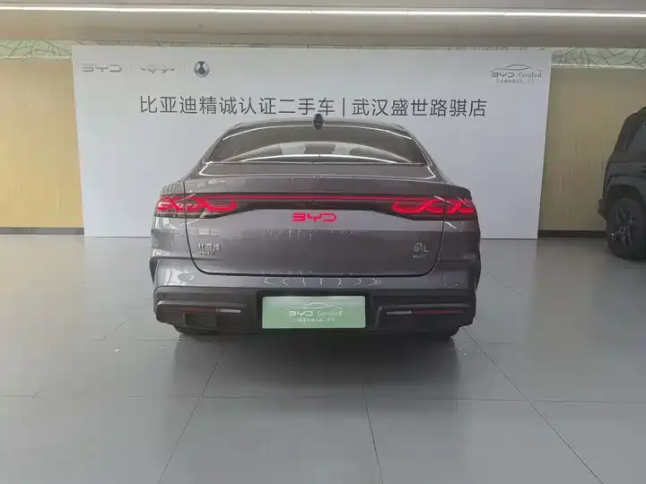 2025 Qin L DM-i Intelligent Driving Version 120KM Leading Model 6
