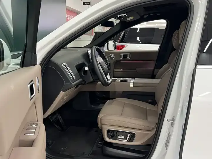 Li L8 2025 Ultra Smart Rejuvenation Edition 4