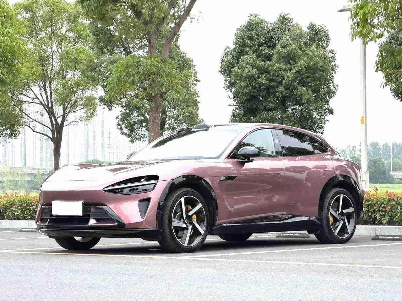 MI 2025 YU7 Long Endurance High Performance Four-wheel Drive Max Edition Automatic Gear - View 1