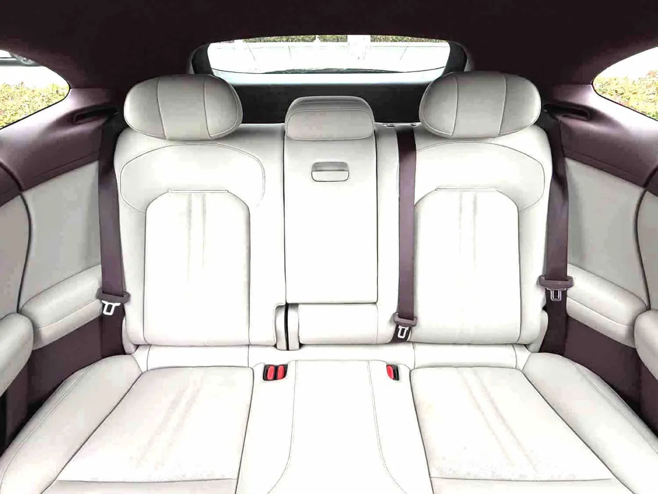 MI 2025 YU7 Long Endurance High Performance Four-wheel Drive Max Edition Automatic Gear 3