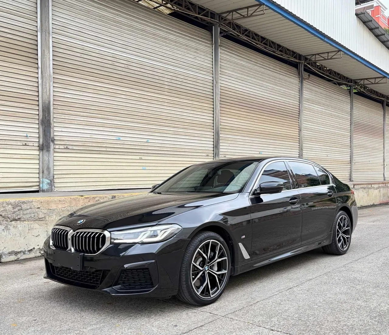 BMW 5 Series 2021 530Li 2.0T Exclusive M Sports Suit Automatic Gear - View 1