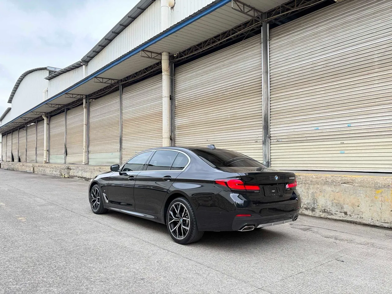 BMW 5 Series 2021 530Li 2.0T Exclusive M Sports Suit Automatic Gear 3