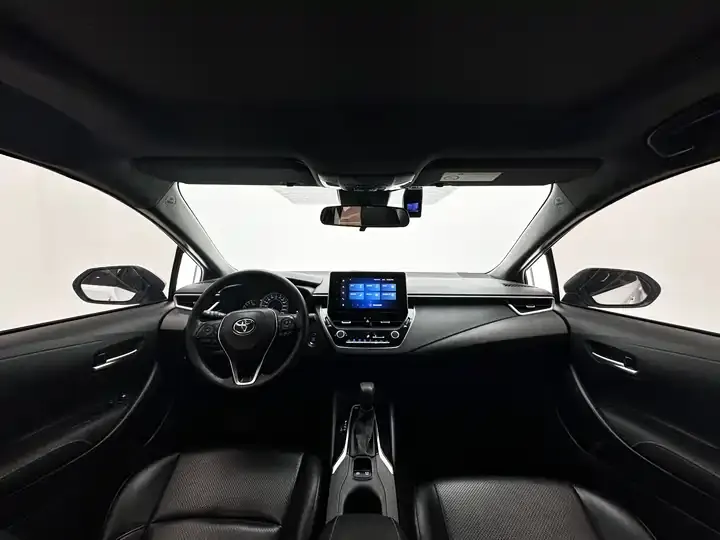 Levin 2022 185T CVT Luxury Edition 12