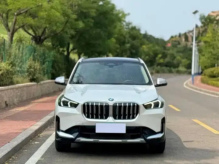 BMW X1 2023 sDrive20Li X Design Set 2
