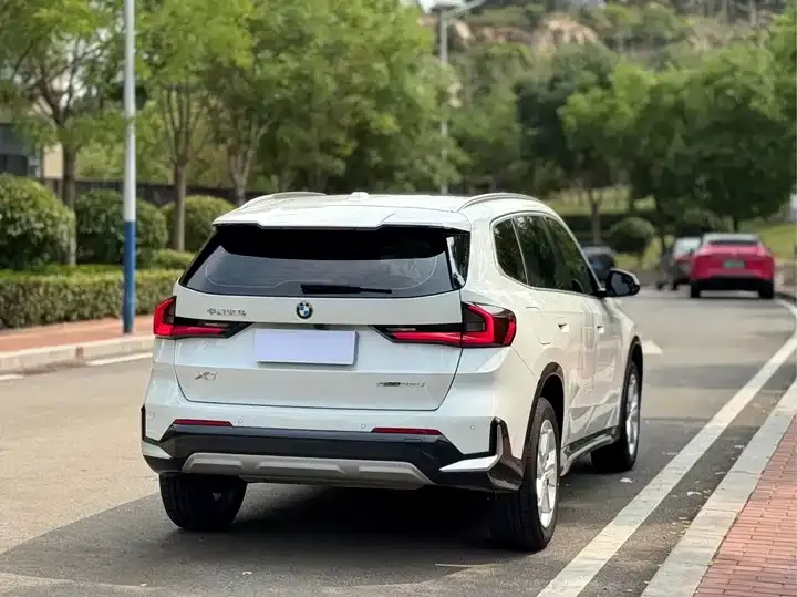 BMW X1 2023 sDrive20Li X Design Set 7