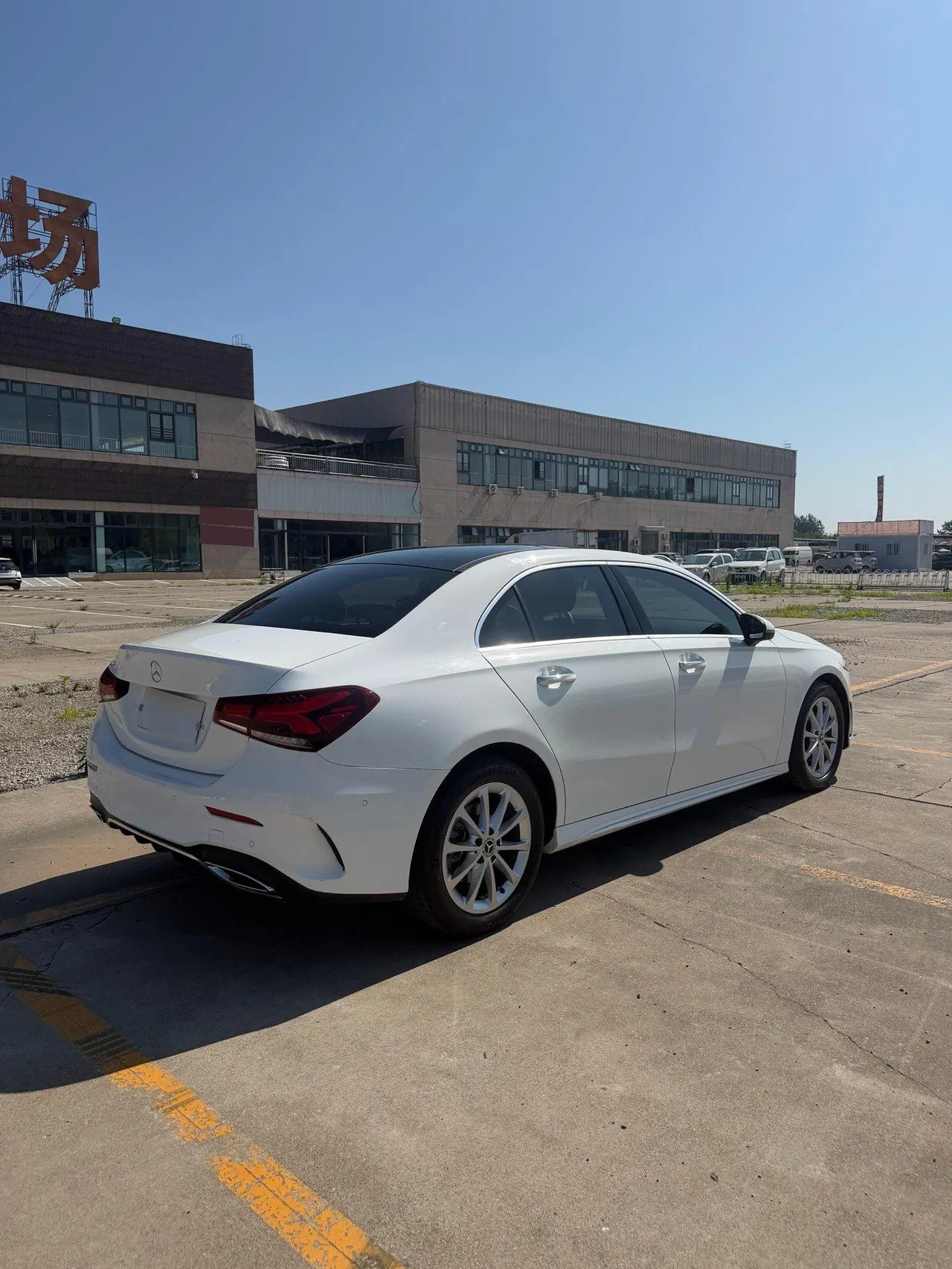 Mercedes Benz Class A 2022 A 200 L 1.3T Fashion Automatic Gear 4