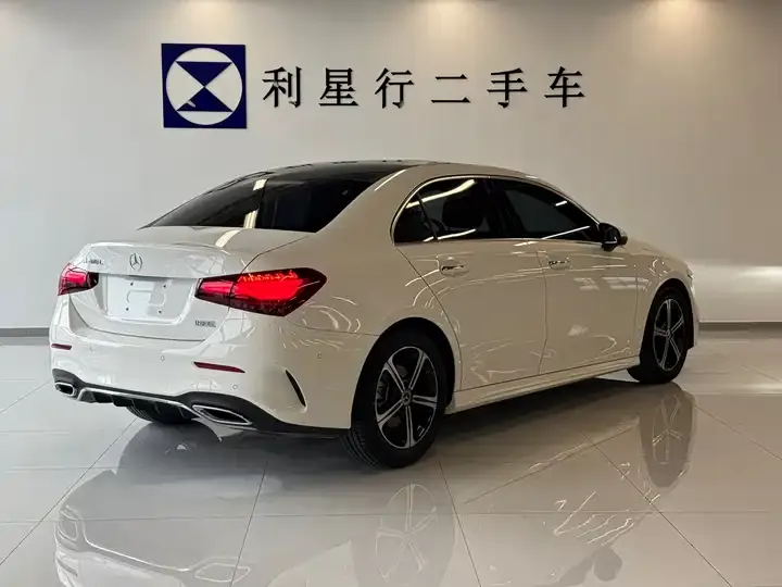 Mercedes Benz Class A 2023 A 200 L Fashion 4