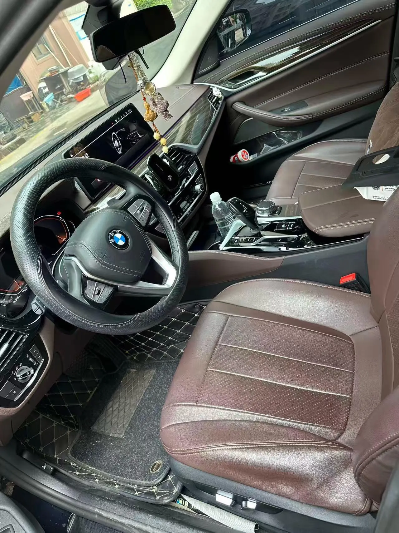 BMW 5 Series 2023 530Li 2.0T Leading Luxury Suit Automatic Gear 3