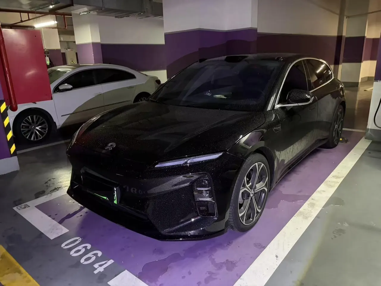 NIO 2025 ET5T 75kWh Touring automatic - View 1