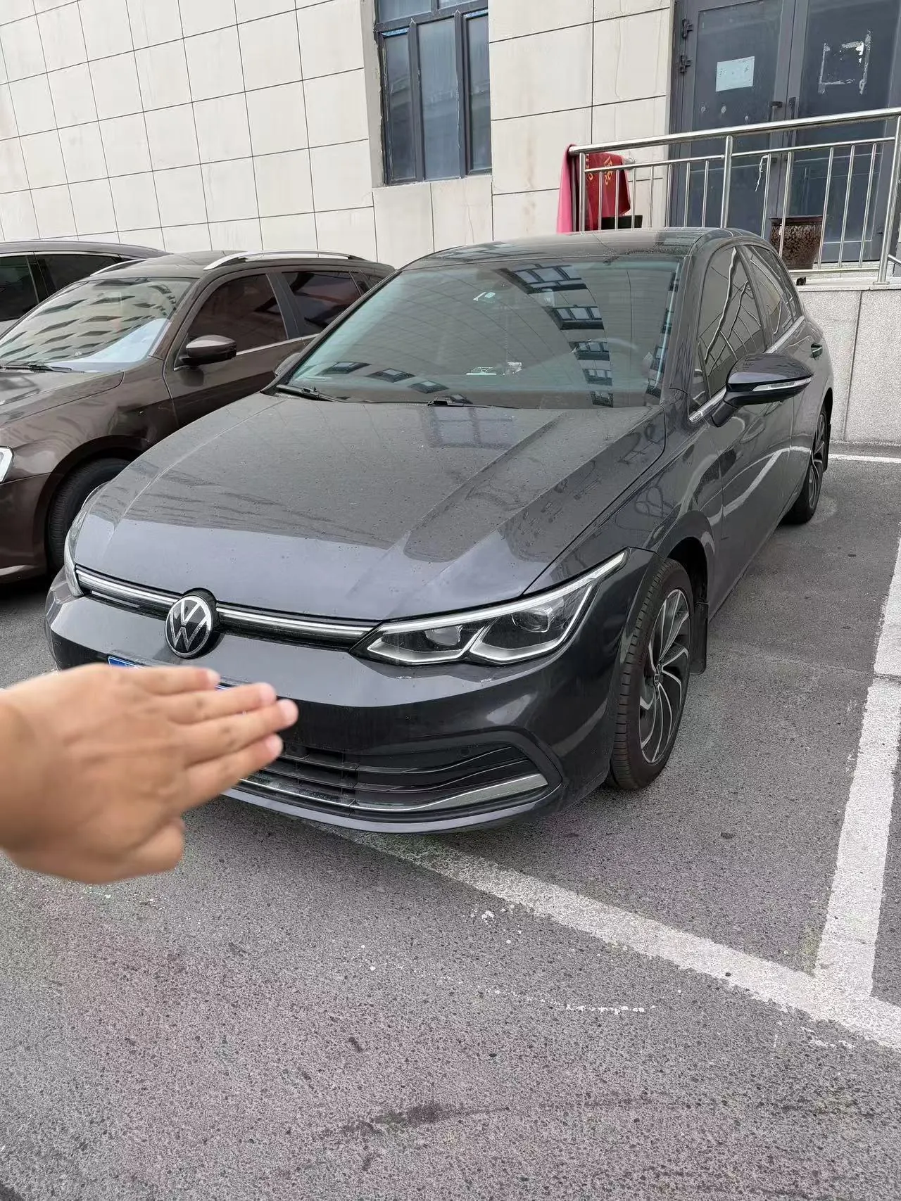 Volkswagen 2021 Golf 8 PRO 1.4TSI 280TSI Automatic - View 1