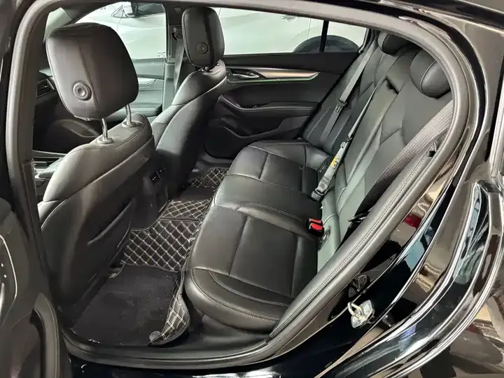 Cadillac CT5 2024 28T Luxury Pro 8