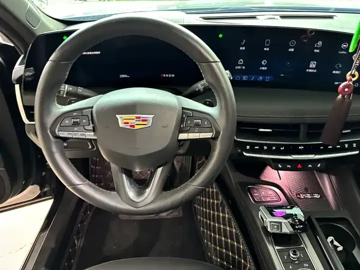 Cadillac CT5 2024 28T Luxury Pro 9