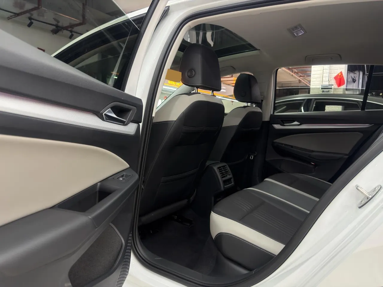 Volkswagen 2021 Golf 8 PRO 1.4TSI 280TSI Automatic 15