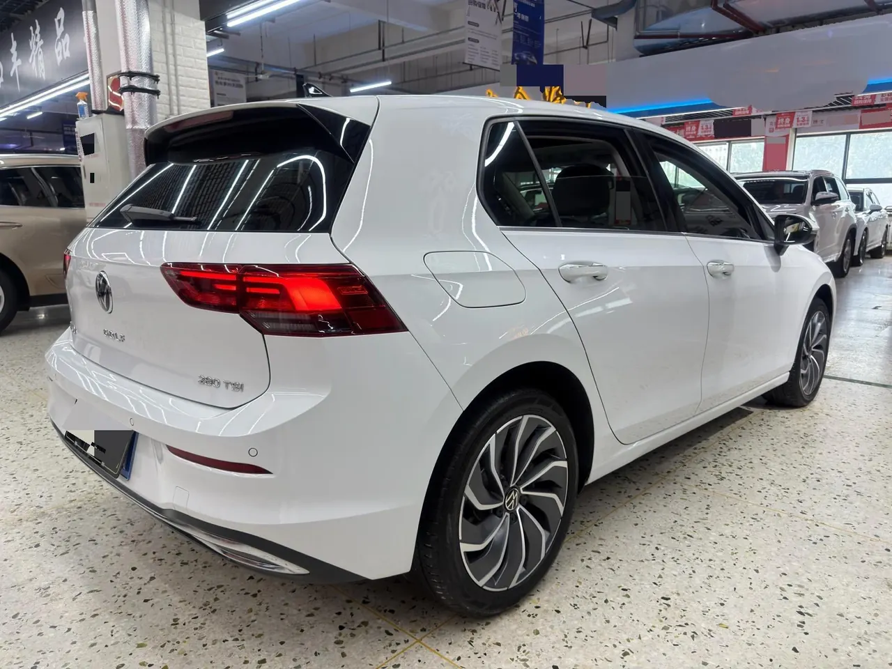 Volkswagen 2021 Golf 8 PRO 1.4TSI 280TSI Automatic 5