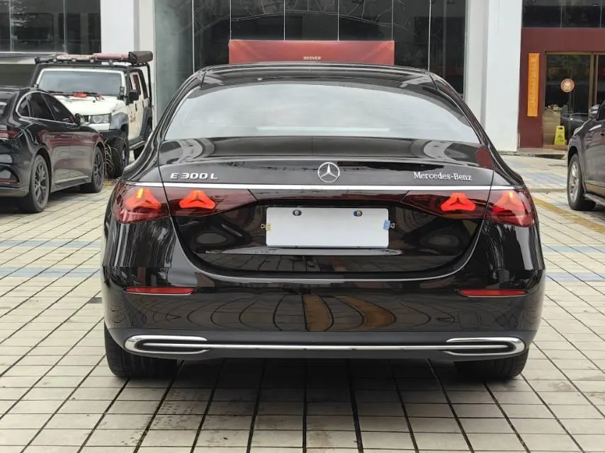 Mercedes Benz E Class 2024 E 300 L 48V 2.0T Luxury Automatic Gear 6
