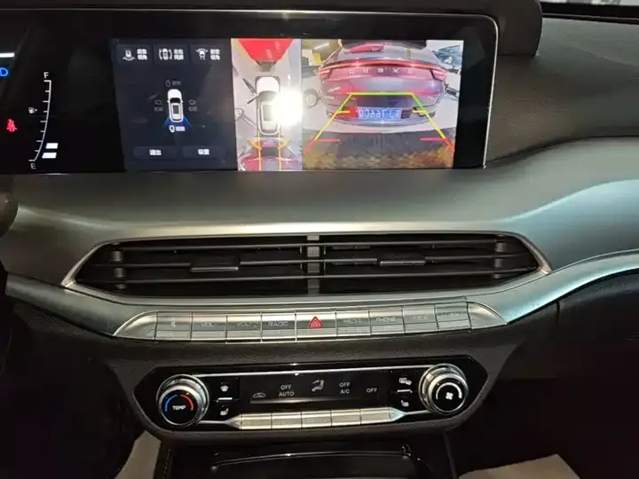 Bestune T77 2023 1.5T Auto Luxury Model 9