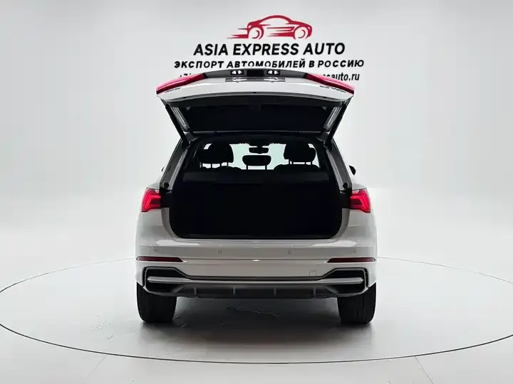 Audi Q3 2022 35 TFSI Fashion Dynamic 8