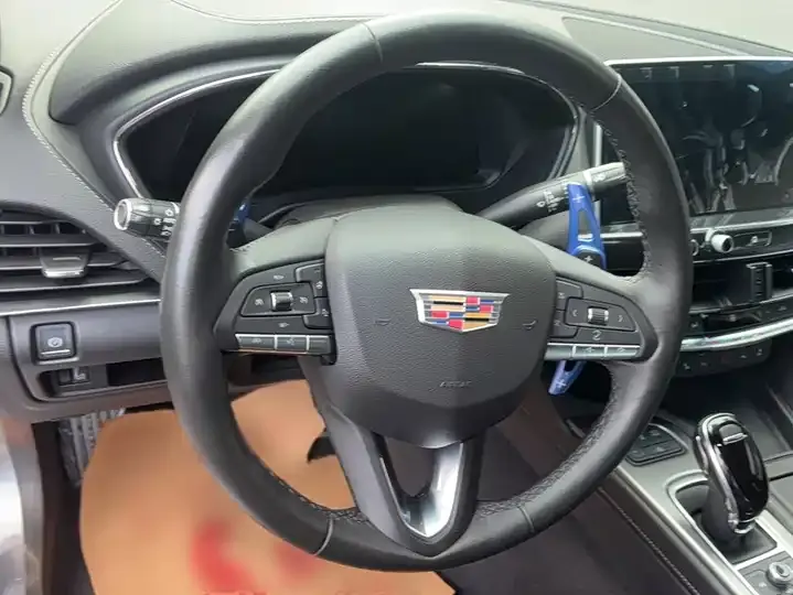 Cadillac CT5 2021 28T Honorable Model 4