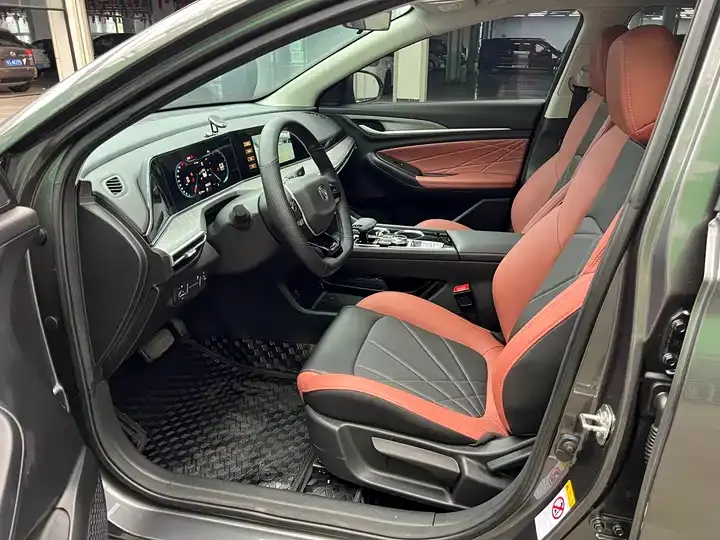 Yidong 2024 1.5T GDI Automatic Honor Model 4