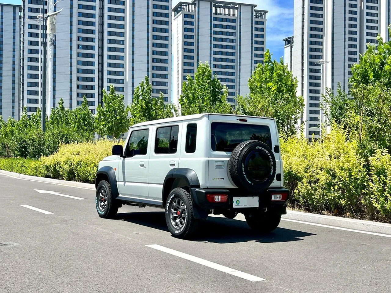 Suzuki Jimny (Imported) 2025 Jimny 1.5 Four-wheel Drive Automatic Gear 14