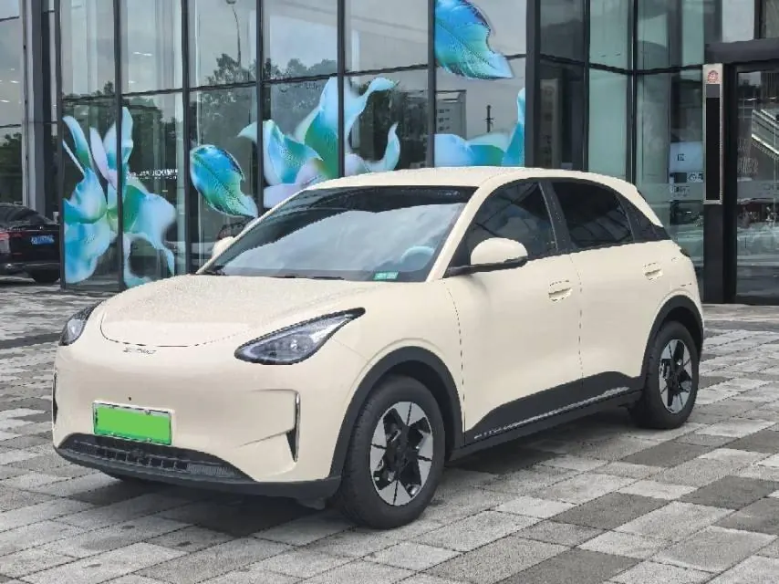 Geely 2025 Star Wish UP 410km Discovery Edition Automatic Gear - View 1