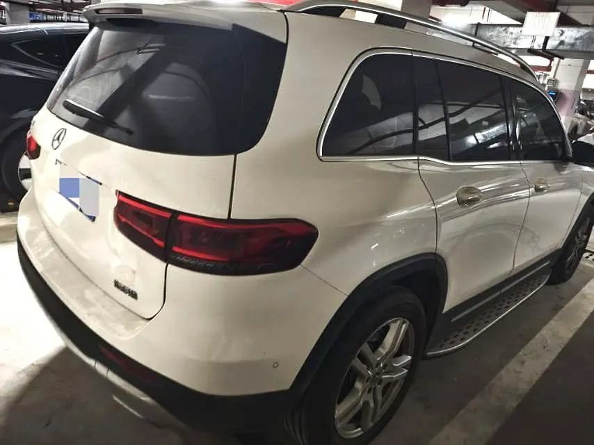 Mercedes Benz 2022 GLB 220 2.0T Fashion Automatic 3