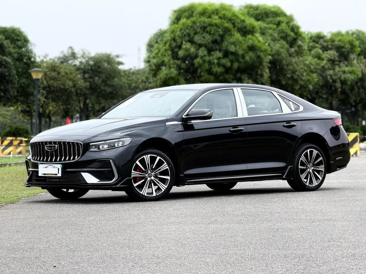 Geely 2026 Star Rui 1.5TD Oriental Obsidian Kunlun Edition Automatic Gear - View 1
