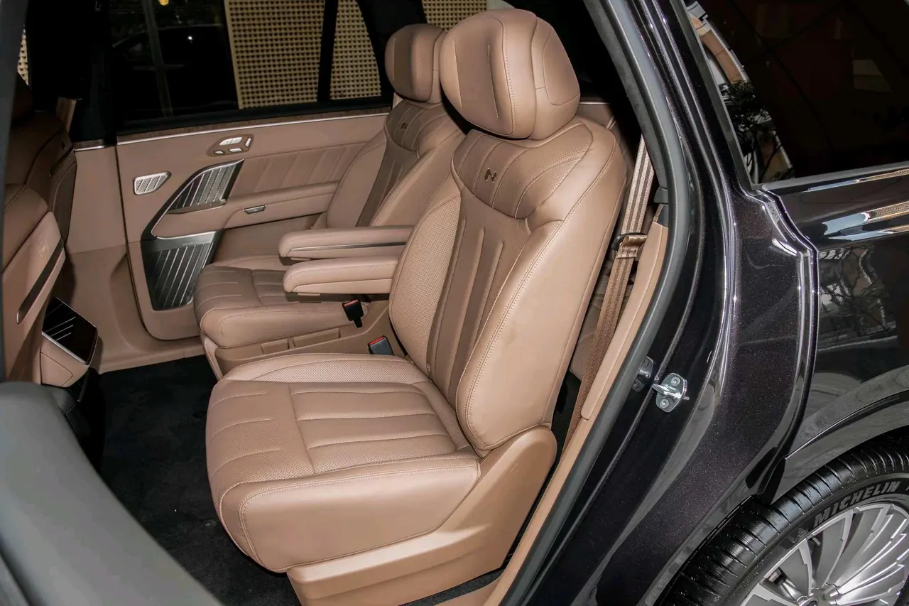 ONVO 2026 L90 Ultra six-seat automatic gear 4