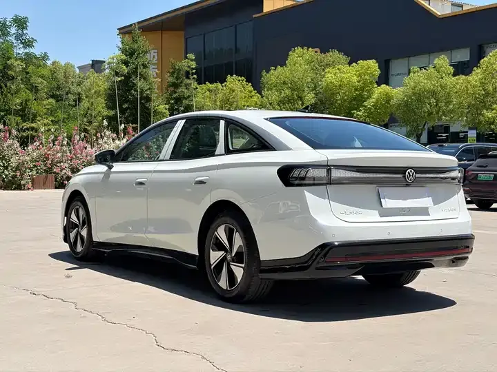 Volkswagen ID. 7 VIZZION 2024 AIR 7