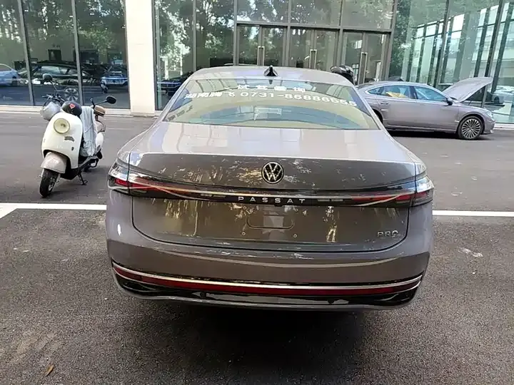 Passat 2025 Pro 380TSI Dragon Edition 6