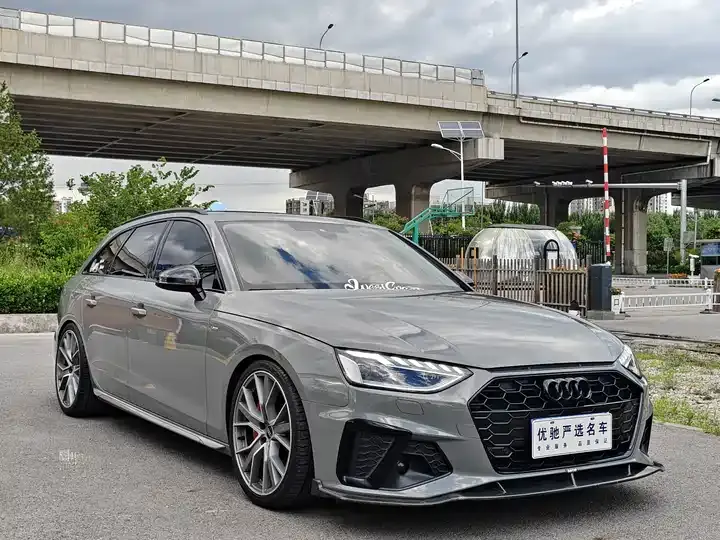 Audi A4 (Imported) 2021 Avant 40 TFSI Avant-garde Stars Edition 2
