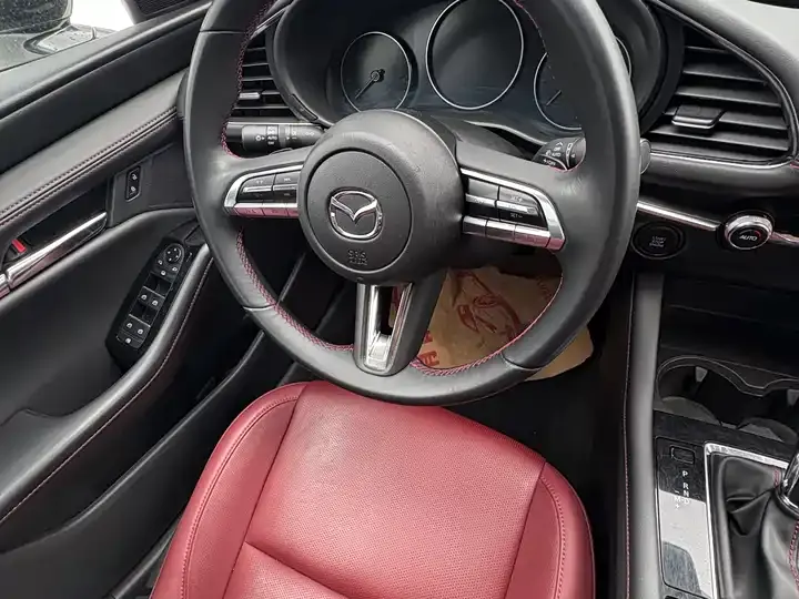 Mazda 3 Oncorsela 2023 1.5L Automatic Quality Pleasure Edition 9